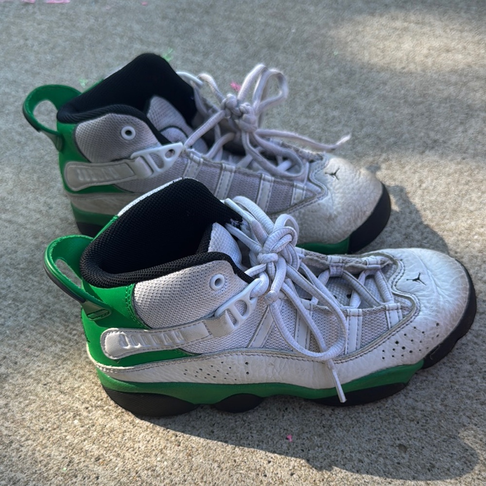 Nike White and Green Low-Top Sneakers with Mesh Upper